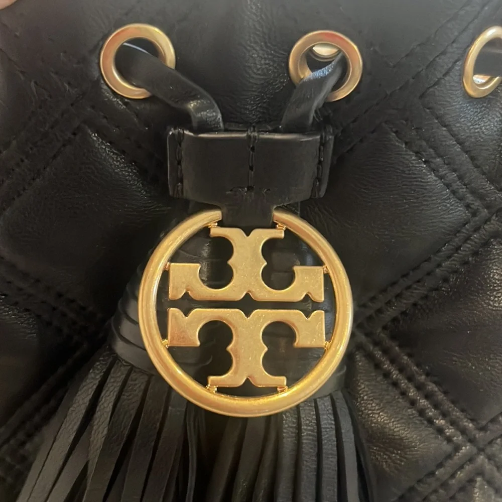 Tory Burch Fleming soft mini bucket bag